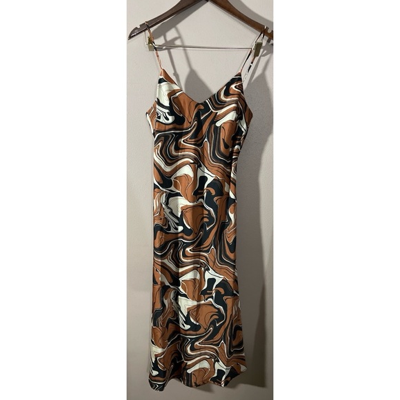 Forever 21 Stylish Brown and Black Swirl Dress - Picture 1 of 3